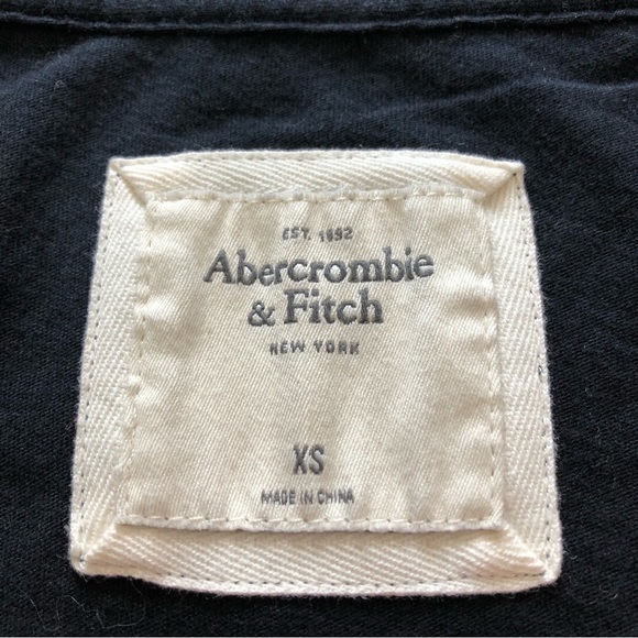 Abercrombie & Fitch Y2K Off Shoulder Embroidered Top in Black & Pink Size XS - Picture 5 of 10